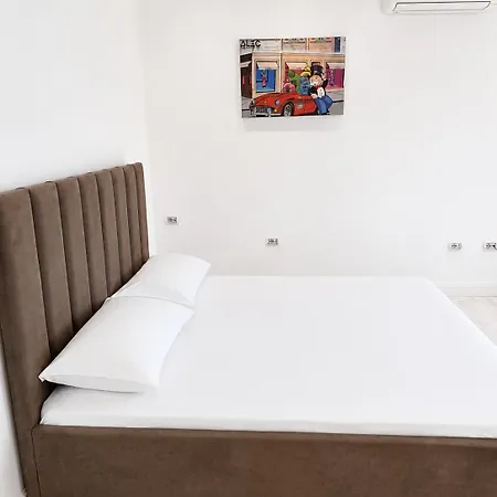 Egt Nyaraló Tirana
